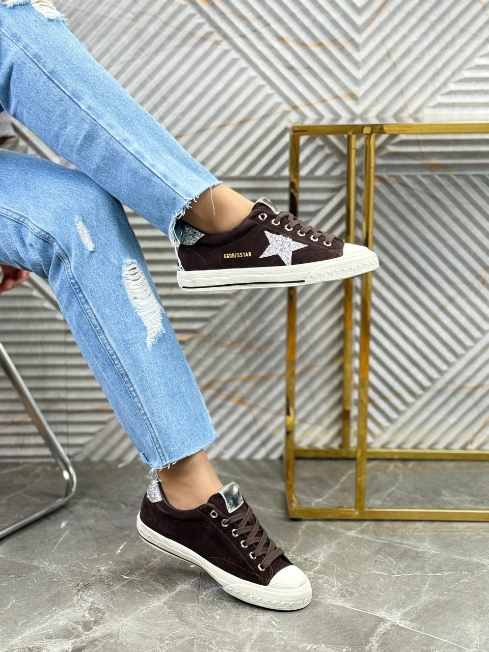 ,кеды golden goose женские с камнями,кеды golden goose,лаковые кроссовки golden goose,женская