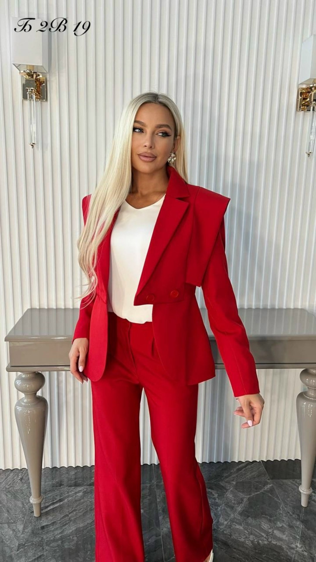 брючный костюм,женский брючный костюм,брючный красный костюм,женский брючный костюм-двойка,костюм брючный двойка