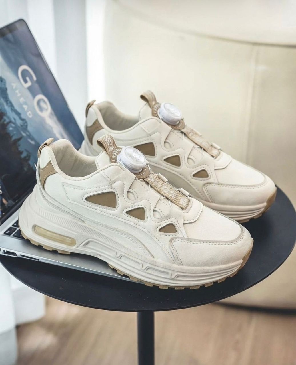 кроссовки,женские кроссовки,белые кроссовки,женские белые кроссовки,кроссовки для женщин