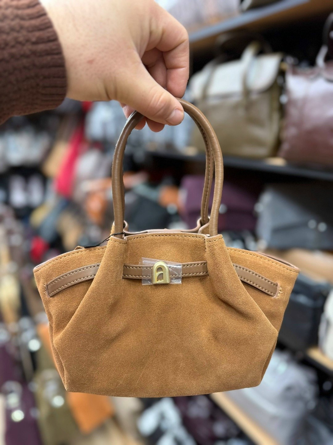 замшевая женская сумка vezze c00340n,сумка женская polene натуральная замша,замшевая сумка,замшевая сумка женская,сумка женская hermes kelly 25 замша