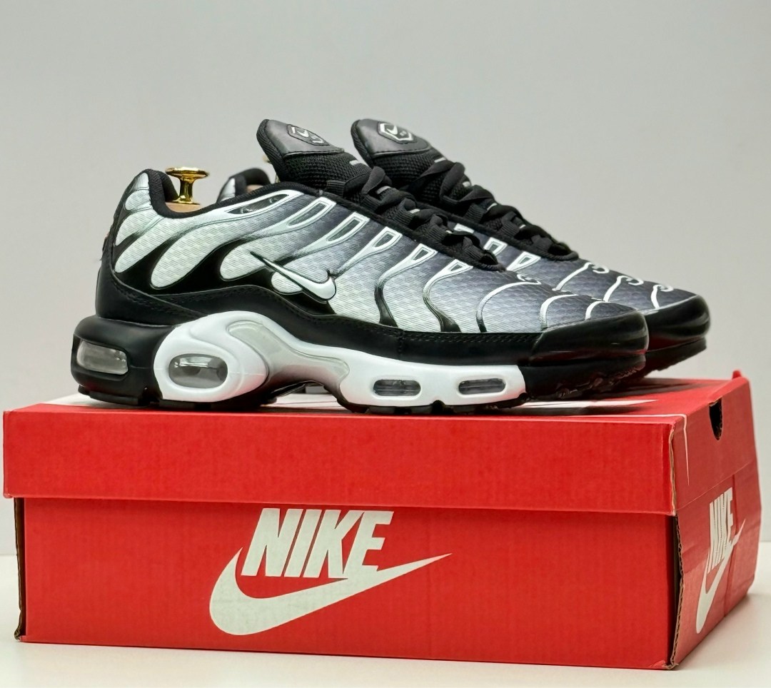 кроссовки nike air max tn plus,кроссовки мужские nike air max tn plus,найк air max plus tn кроссовки,nike air max tn plus,кроссовки nike tn plus