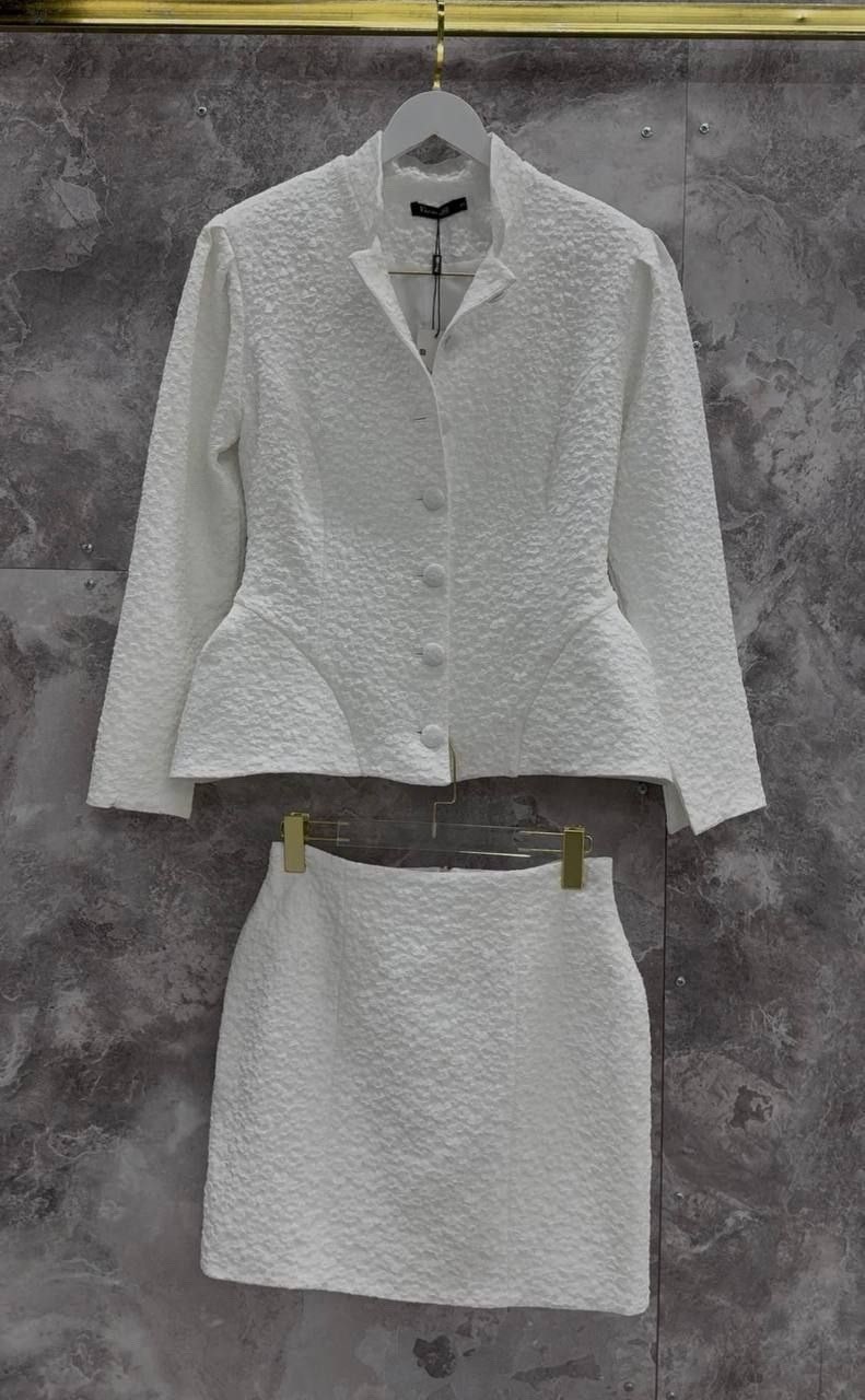 зарина розовый твидовый костюм,укороченная кружевная куртка rowan alexia admor розовый,женские костюмы с юбкой,костюм с юбкой,женская мода