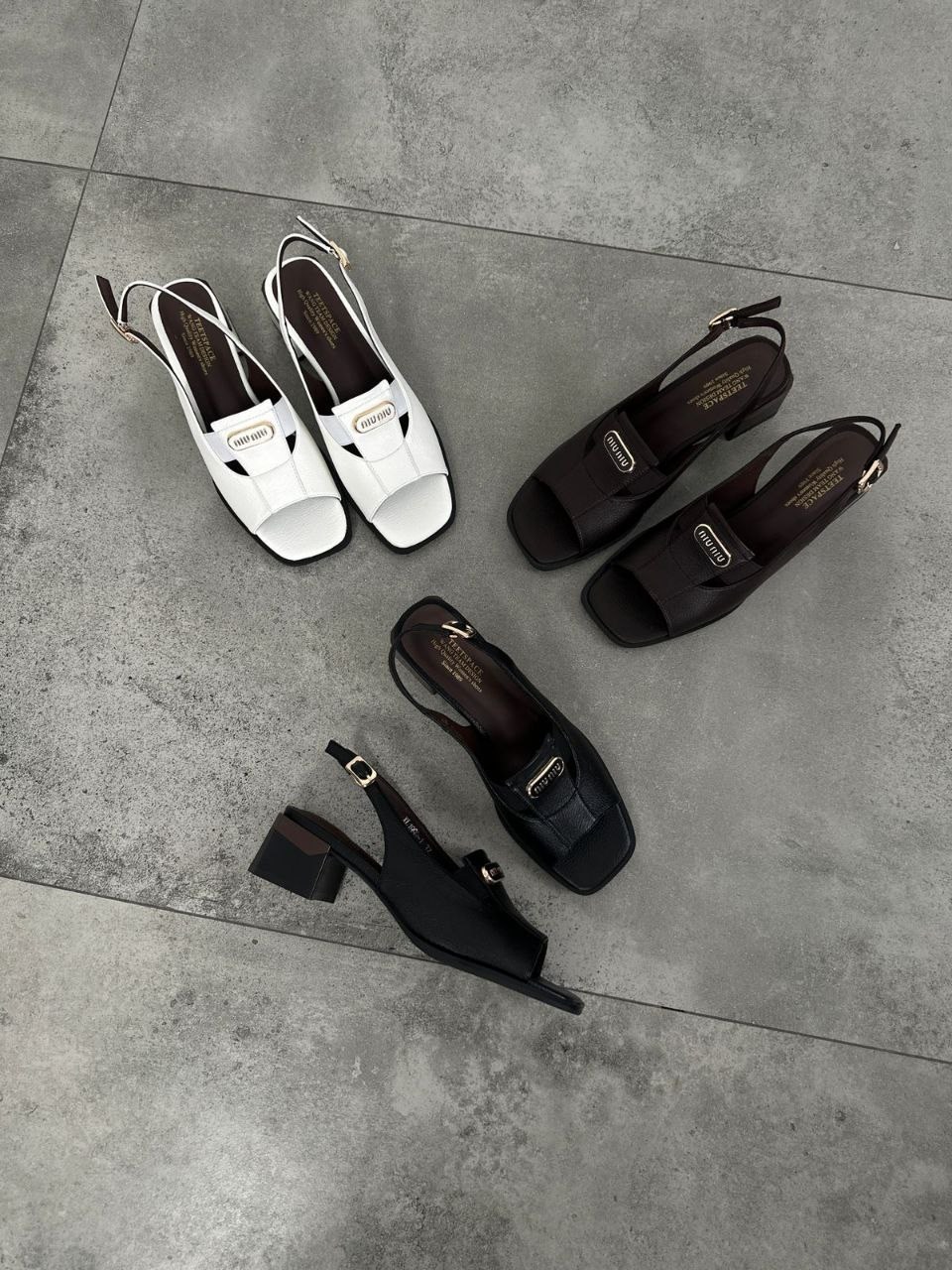 женские босоножки,каблуки босоножки,белые босоножки,джинсы рваные,джинсы женские