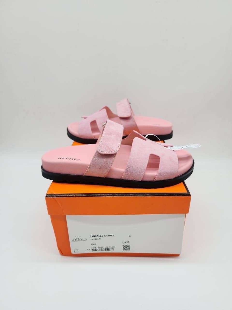 шлепанцы hermes,замшевые шлепанцы hermes,сандалии hermes,шлепанцы hermes женские замшевые,шлепки hermes женские