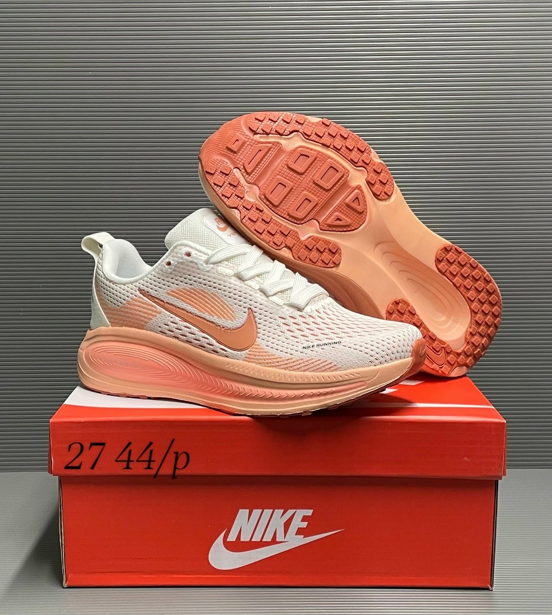 кроссовки nike,кроссовки,кроссовки женские nike,повседневные кроссовки,спортивная