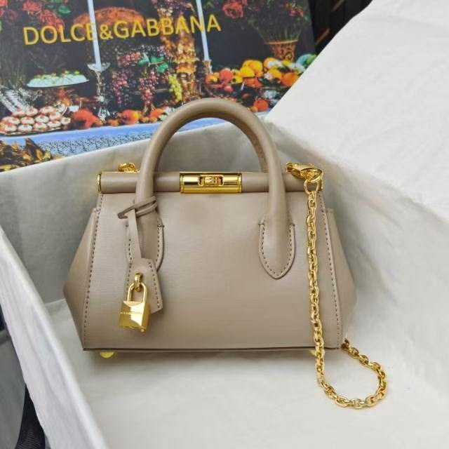 сумка,сумка dolce gabbana,сумка женская,модная сумка,сумка итальянская