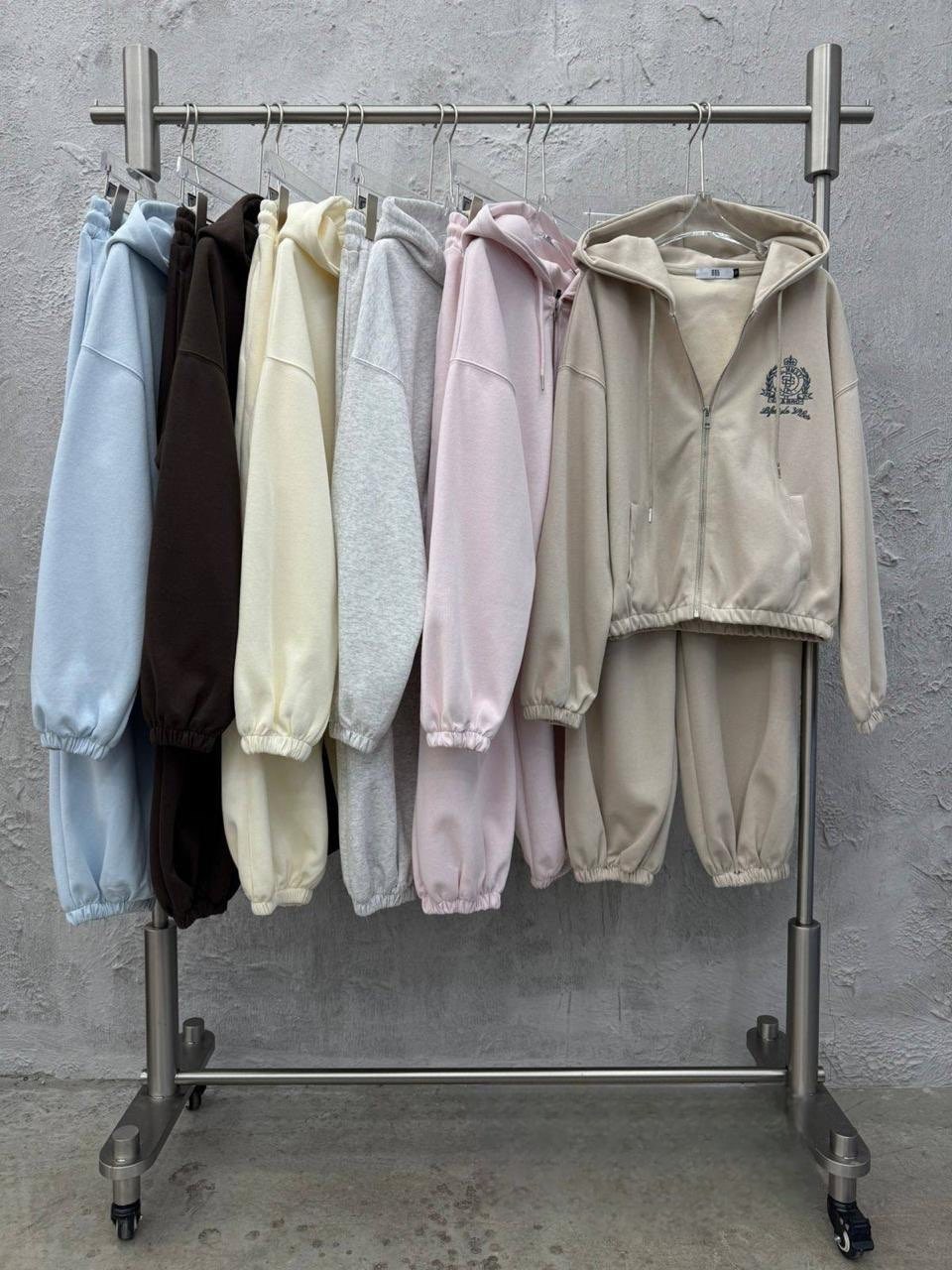 костюм спортивный,женский спортивный костюм,стильный костюм,спортивный костюм женский на флисе,женский костюм