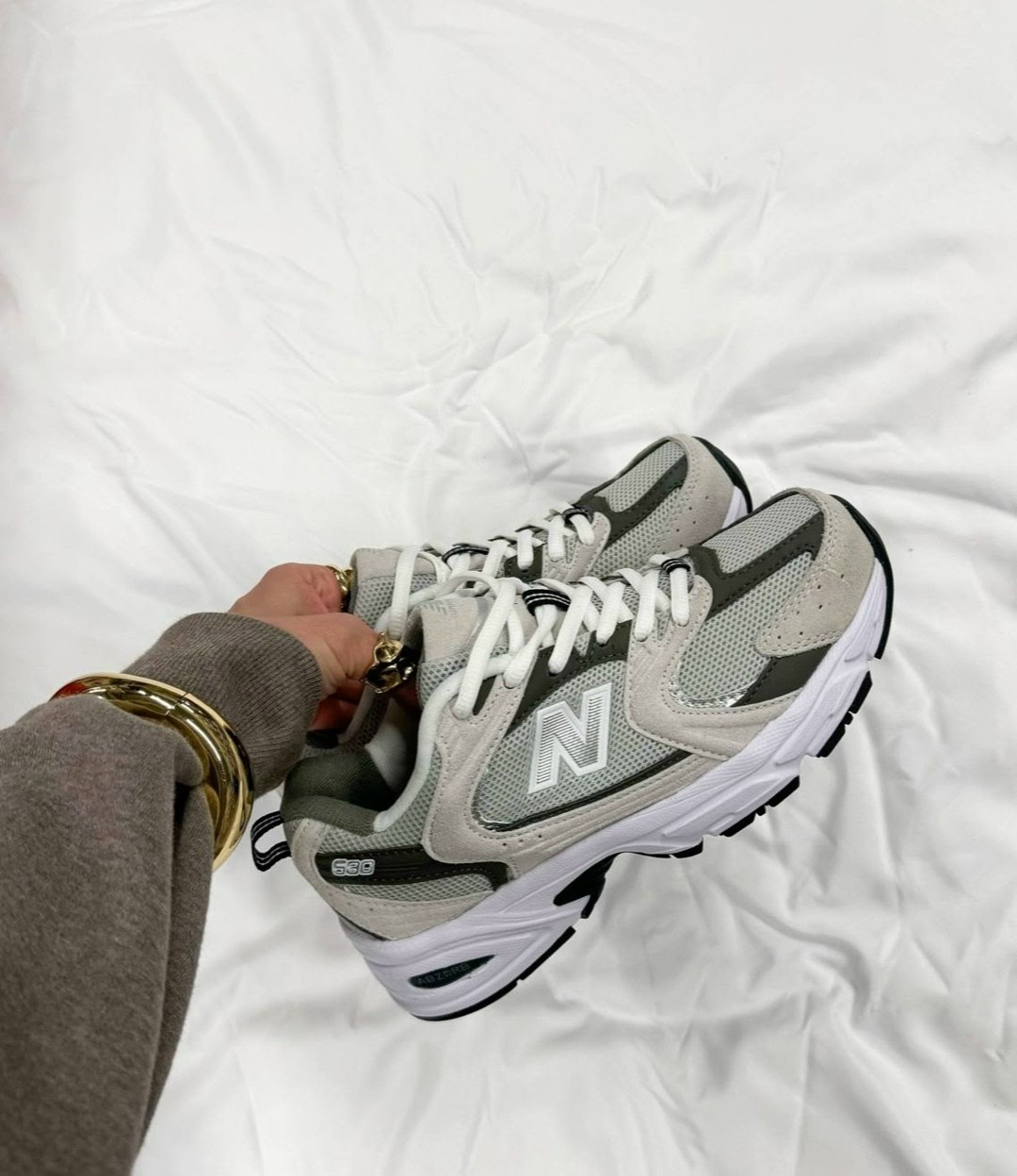 кроссовки new balance 530,кроссовки new balance,спортивная ,кроссовки new balance 530 серебряный,кроссовки женскиe