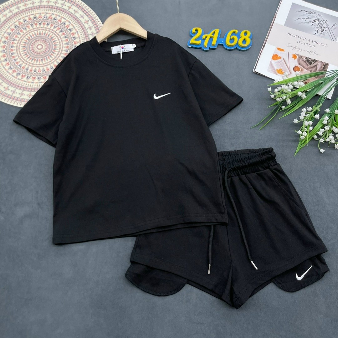 женские костюмы спортивные,спортивные костюм,шорты и футболка костюм,футболки комплект,спортивные костюмы nike