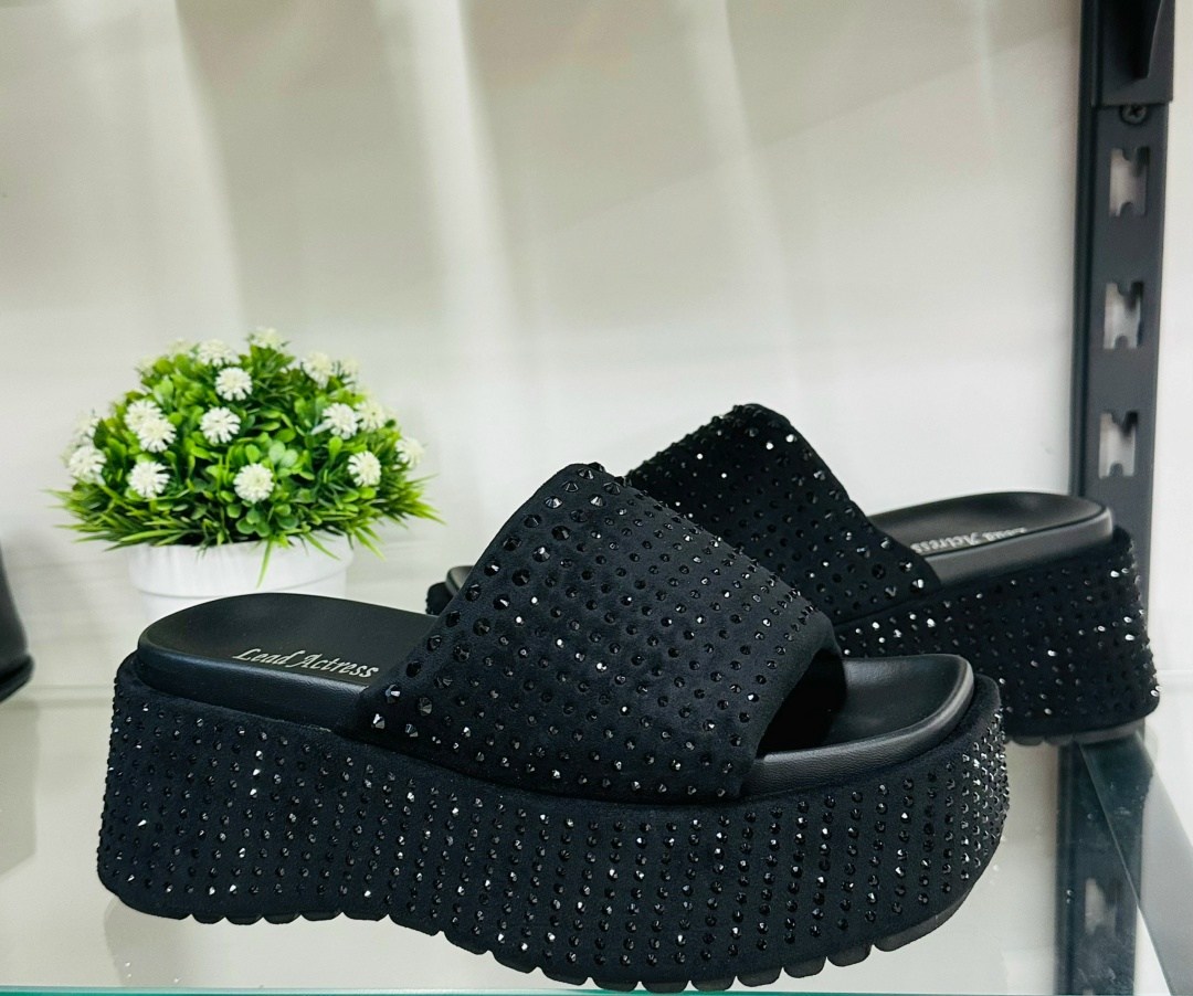 ,женские шлепанцы на платформе,женские шлепанцы,шлепки женские,женская