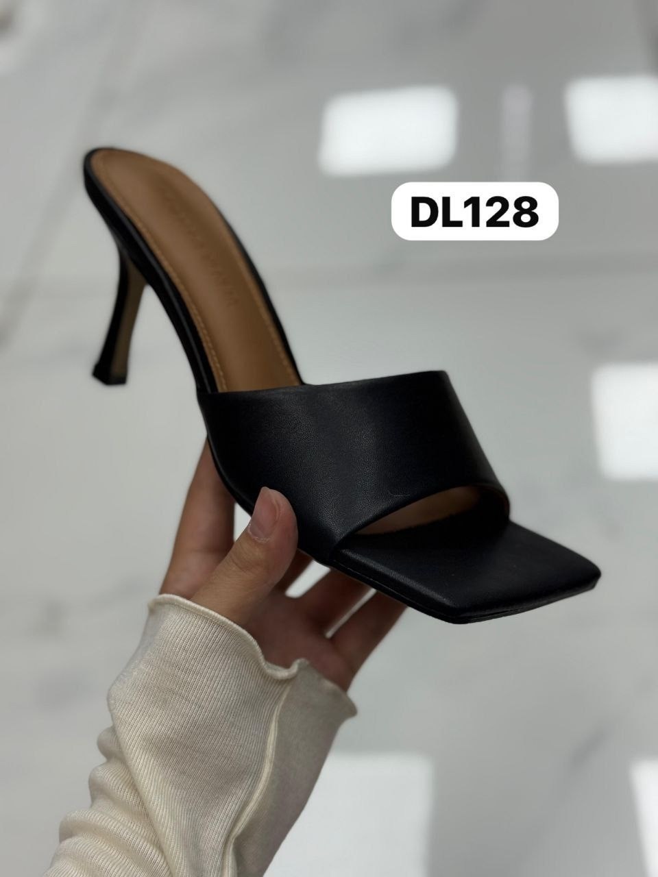 элегантные босоножки,мюли на каблуке,женские босоножки,босоножки на каблуках,женские шлепанцы