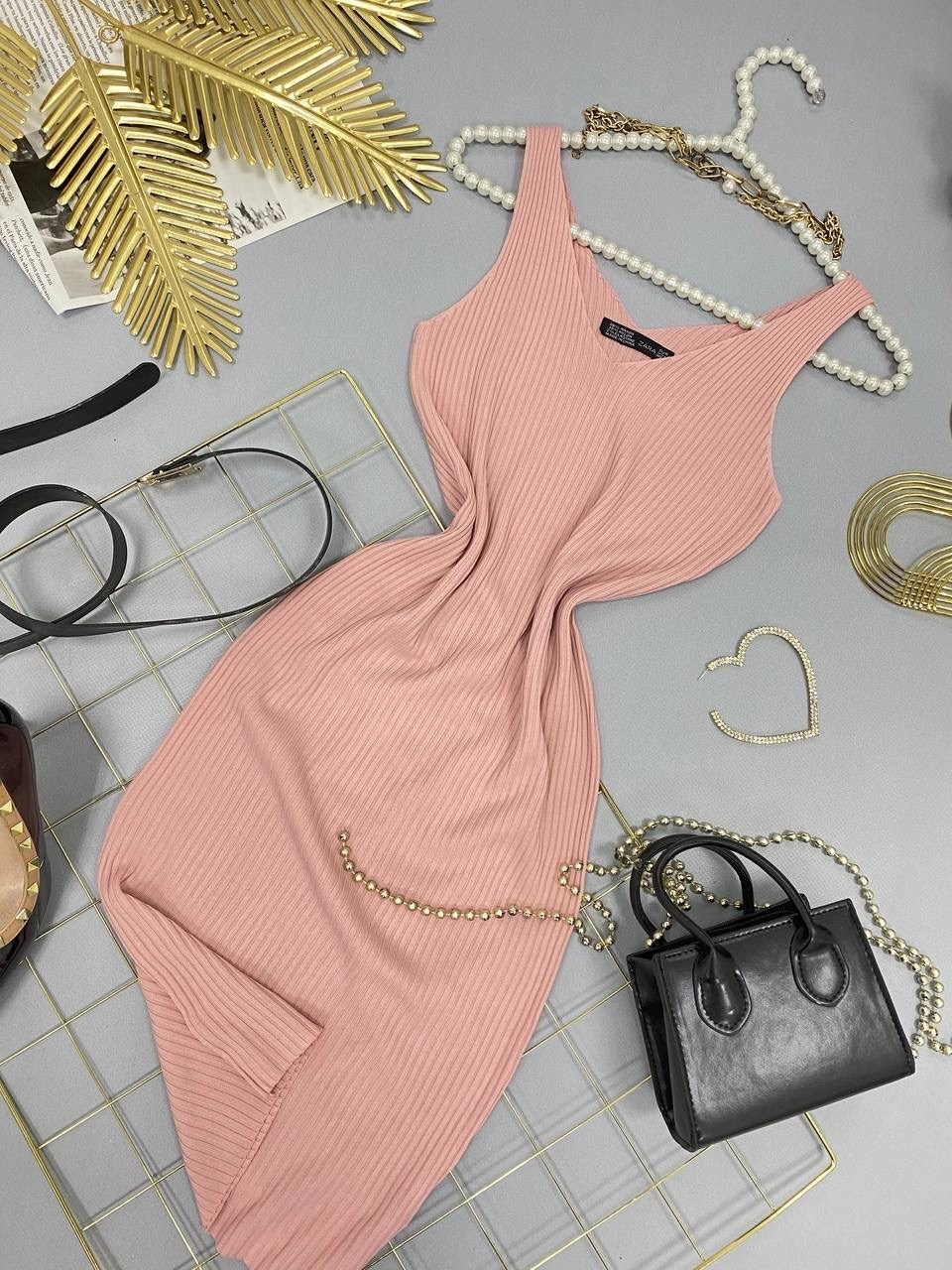 облегающее платье,трикотажное платье,мини платье,вязаное платье,платье