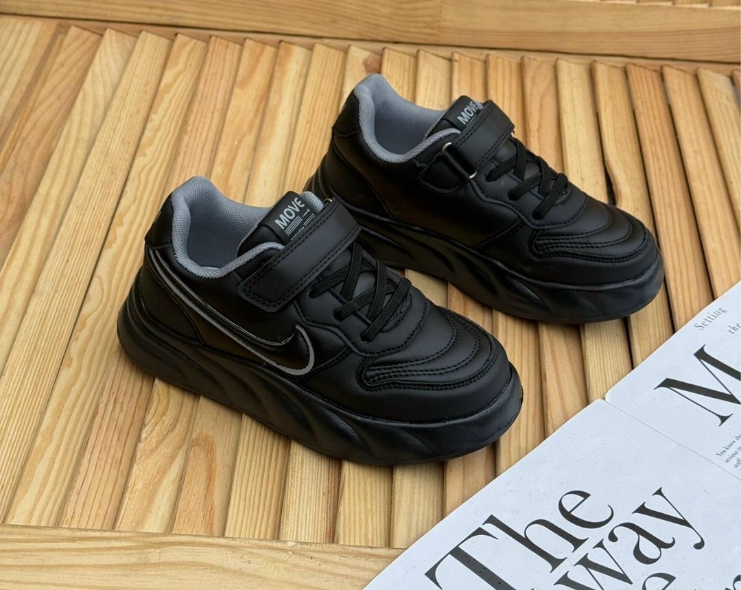 кроссовки женскиe,кроссовки модные,массивные кроссовки,,кроссовка