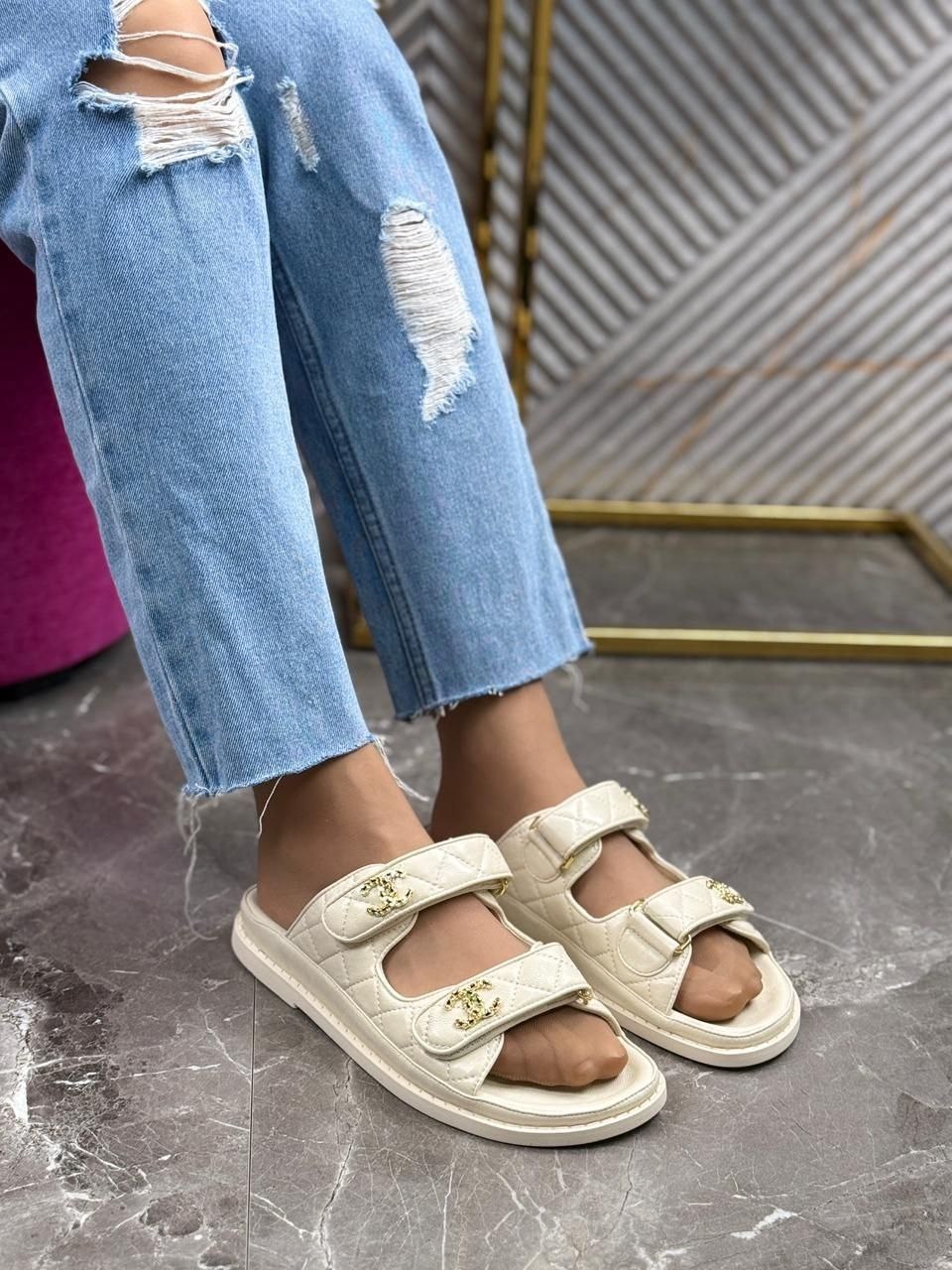 сандалии chanel,шлепанцы chanel,босоножки chanel,шанель сандалии бежевые,сандалии шанель