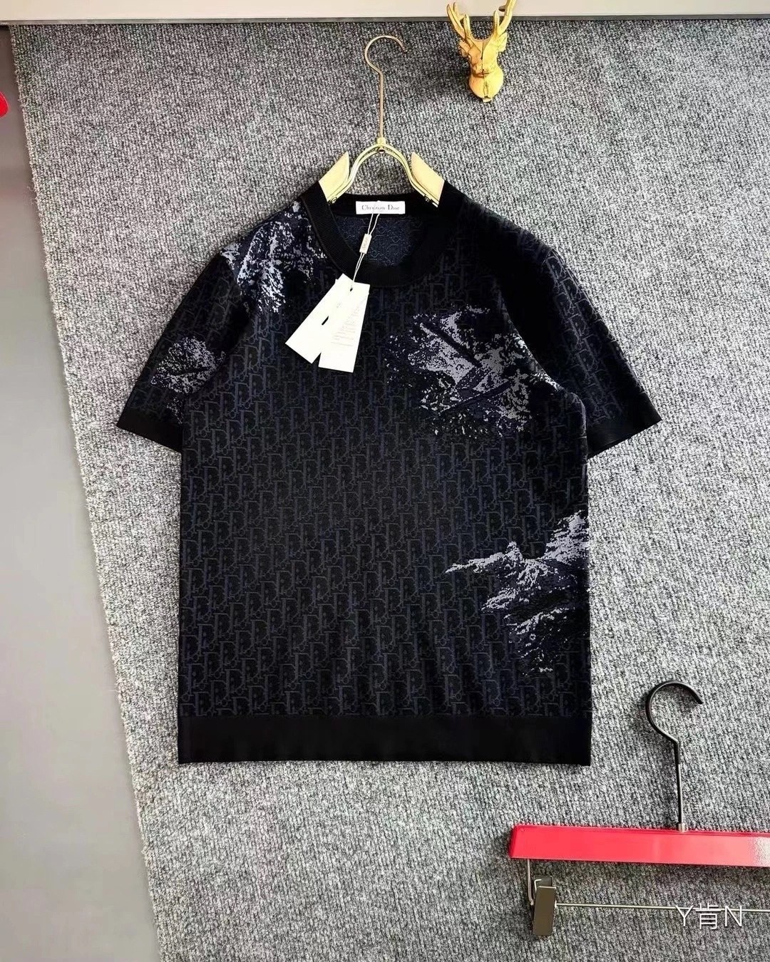 диор футболка,футболка стильная,трикотажная футболка,мужская футболка