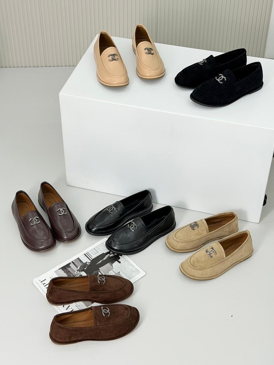 ,лоферы женские,лоферы женские на меху chanel,лоферы loro piana женские,женские замшевые лоферы chanel коричневые с мехом