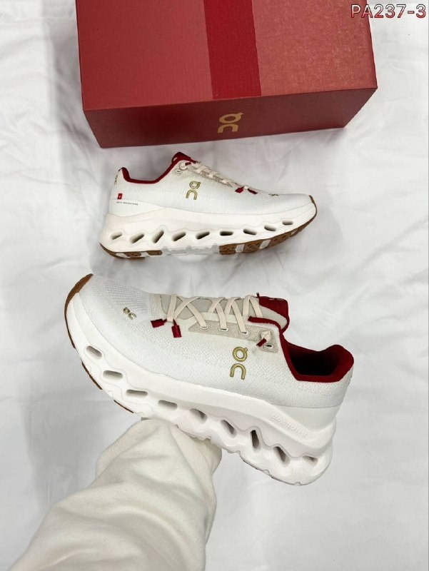 ,спортивная ,on cloud кроссовки,низкие кроссовки,кроссовки