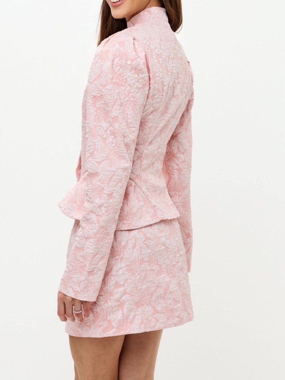 зарина розовый твидовый костюм,укороченная кружевная куртка rowan alexia admor розовый,женские костюмы с юбкой,костюм с юбкой,женская мода