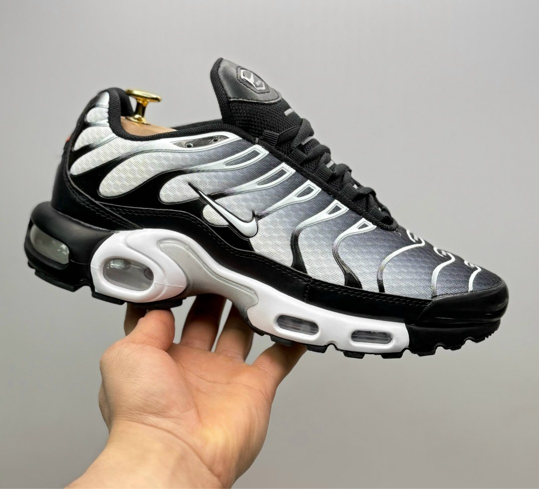 кроссовки nike air max tn plus,кроссовки мужские nike air max tn plus,найк air max plus tn кроссовки,nike air max tn plus,кроссовки nike tn plus