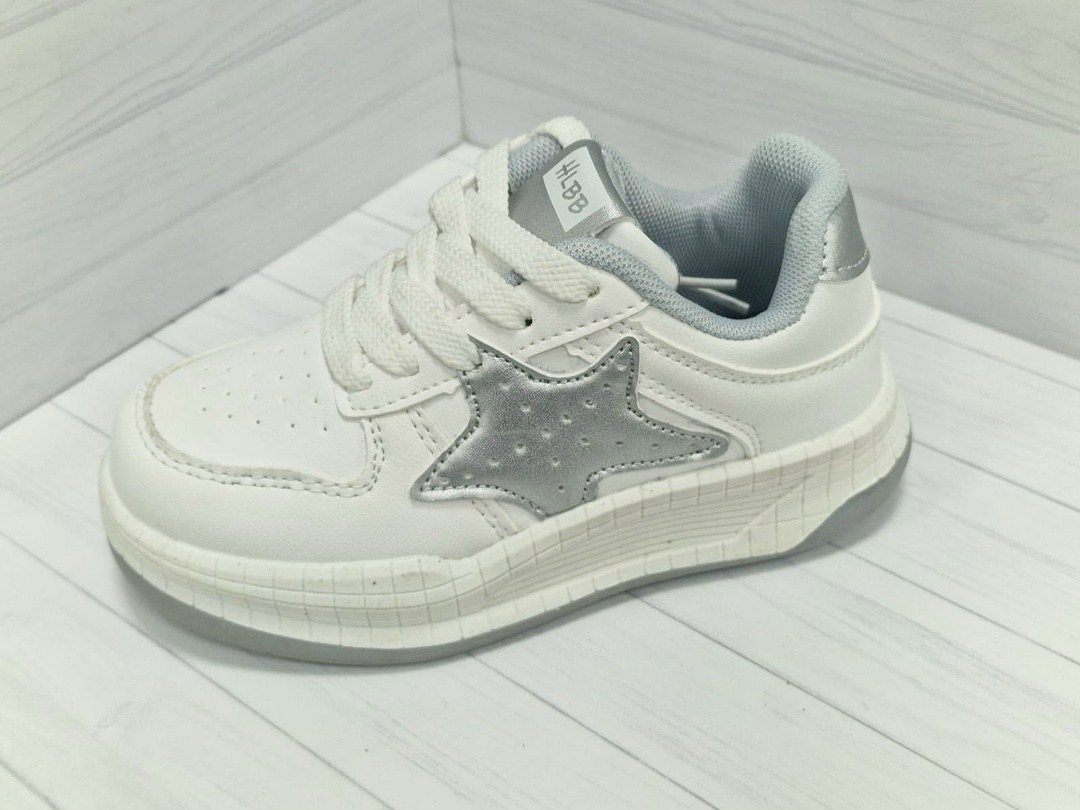 кроссовки,детские кроссовки,белые кроссовки,кроссовки мальчику,кроссовка детская