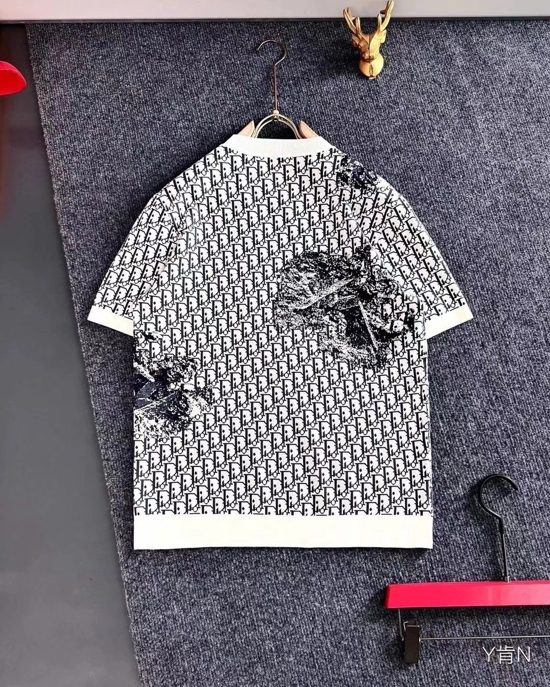 диор футболка,футболка стильная,трикотажная футболка,мужская футболка