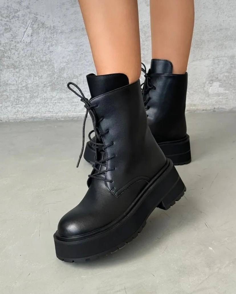 ,ботинки женские,стильные ботинки,кожаные ботинки celine,ботинки модные