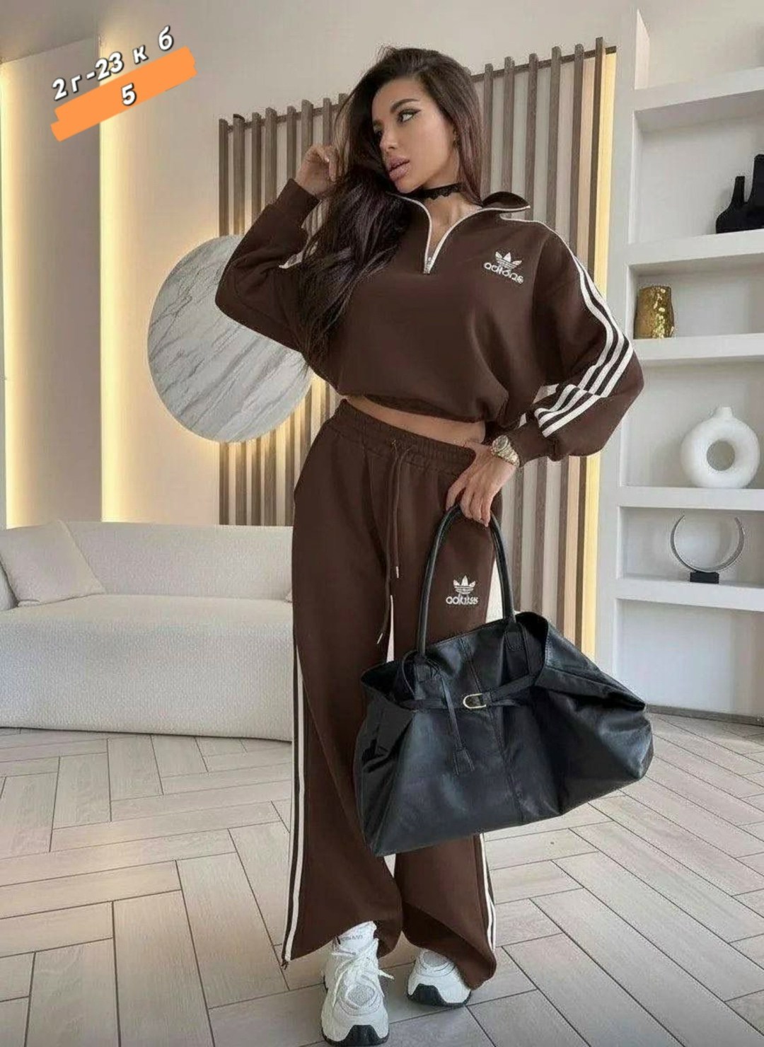 костюм женский спортивный,adidas женский спортивный костюм,спортивные костюм,костюм с лампасами женский в спортивном стиле,адидас костюм женский