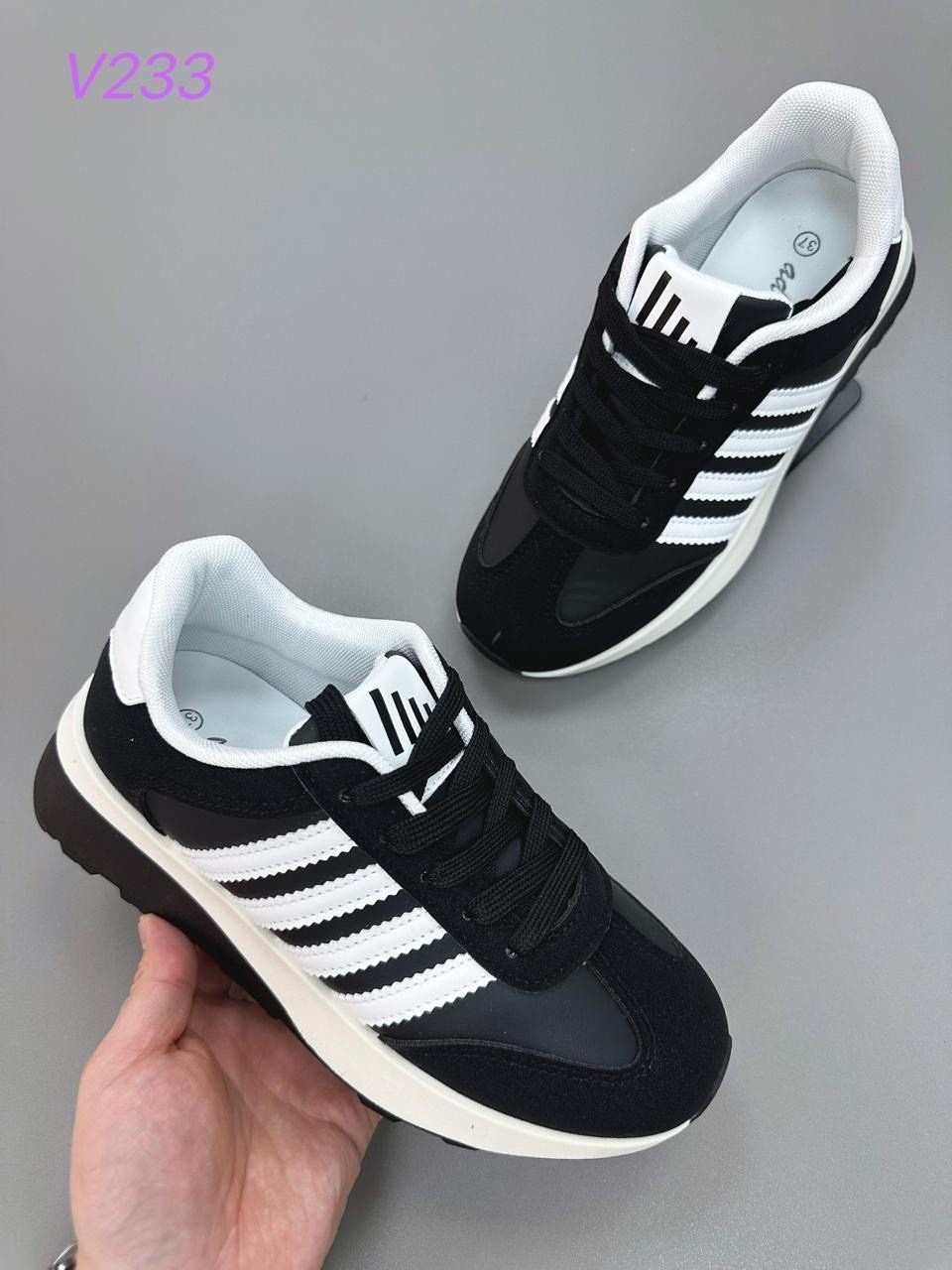 ,кроссовки адидас бордовые,адидас иники бордовые,кроссовки адидас,бордовые кроссовки