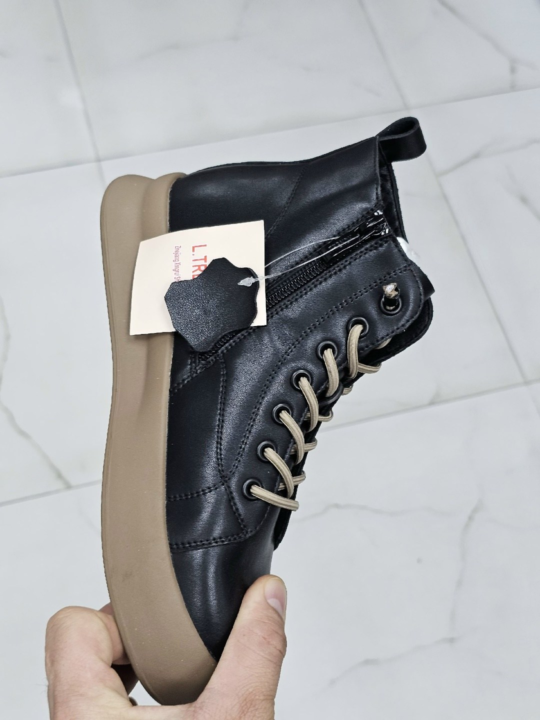 ,ботинки женские,женская ,бежевые ботинки,женские высокие ботинки