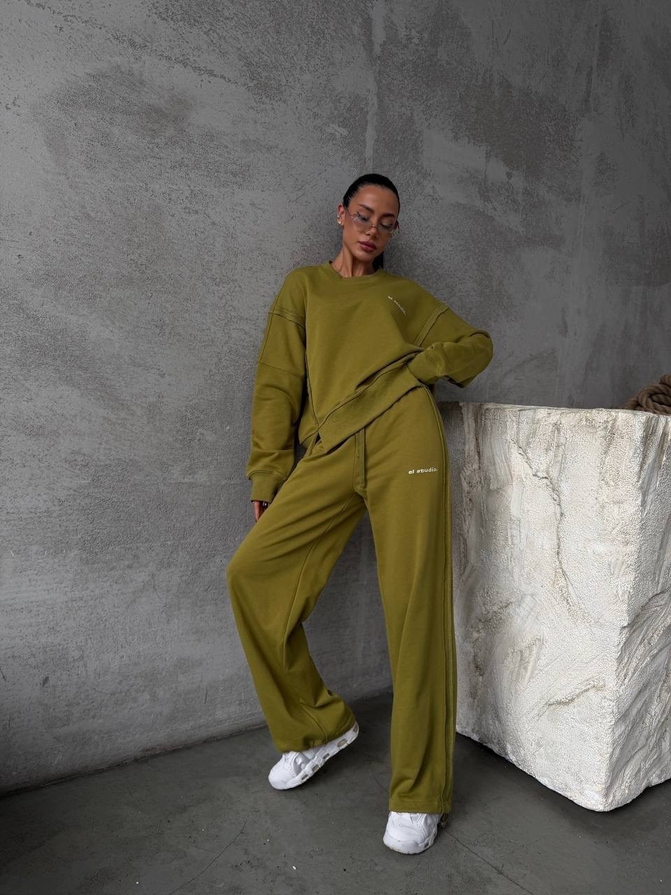 трикотажные костюмы,костюм объемный,костюм спортивный женский повседневный,спортивный костюм,широкие брюки