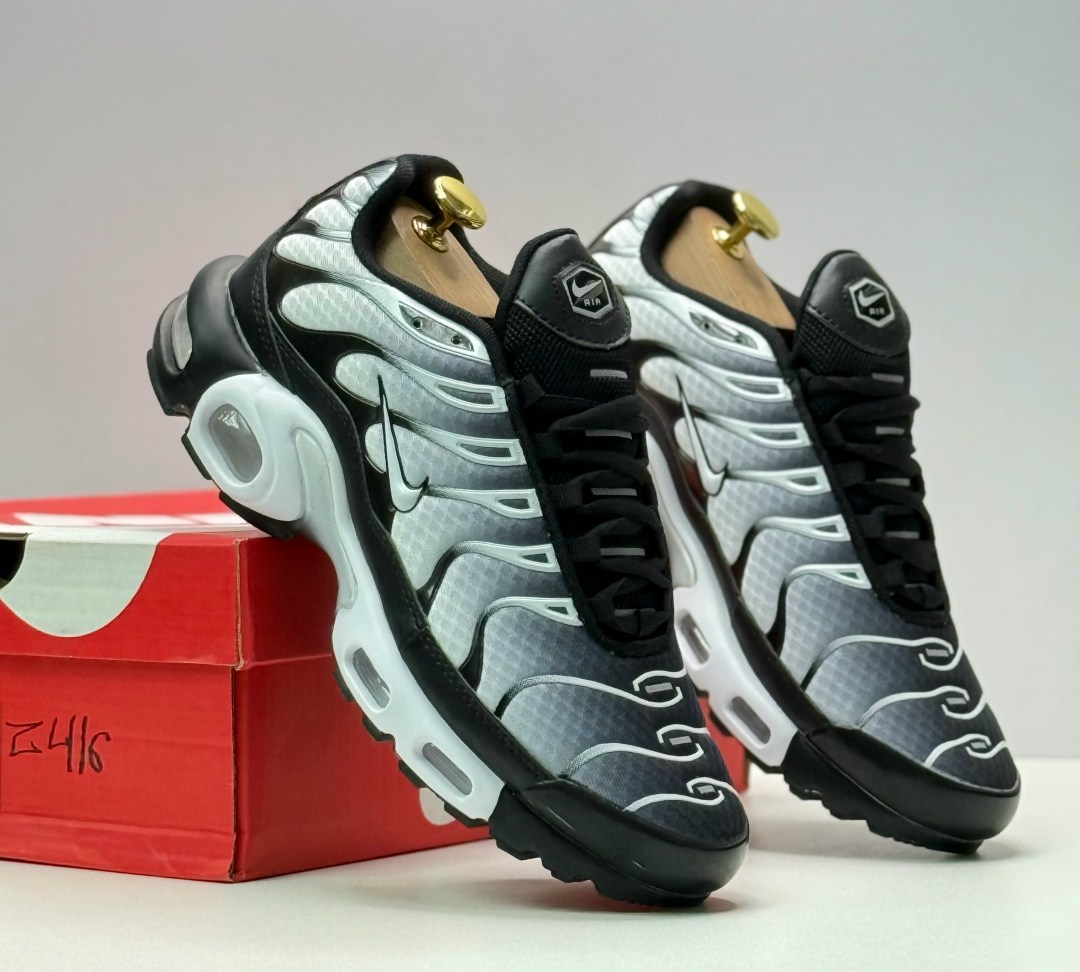 кроссовки nike air max tn plus,кроссовки мужские nike air max tn plus,найк air max plus tn кроссовки,nike air max tn plus,кроссовки nike tn plus