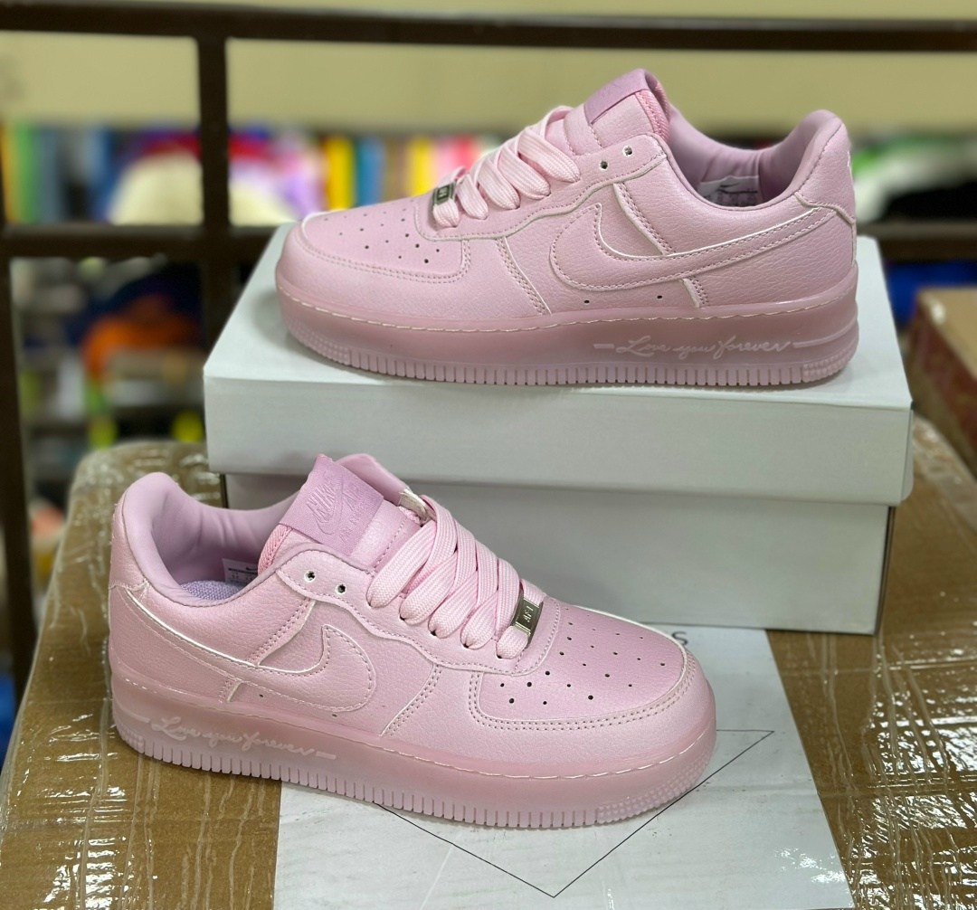 кроссовки air force 1 бледно-розовый nike,nike air force 1 low pink,найк форсы розовые,кроссовки найк аир форс 1 розовые,розовые форсы