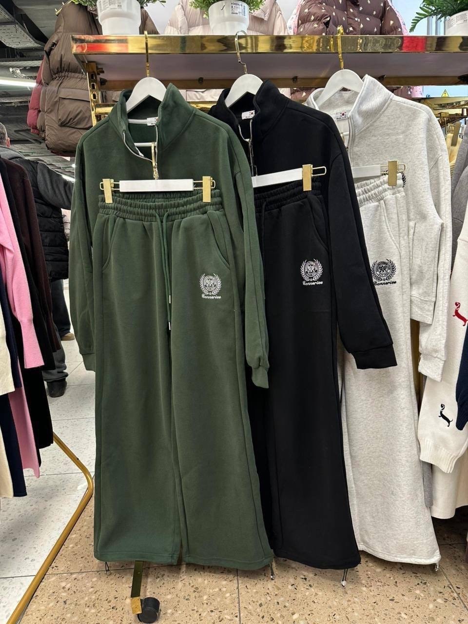 спортивный костюм женский,костюм спортивный,спортивные женские костюмы на флисе,женский костюм,стильные спортивные костюмы