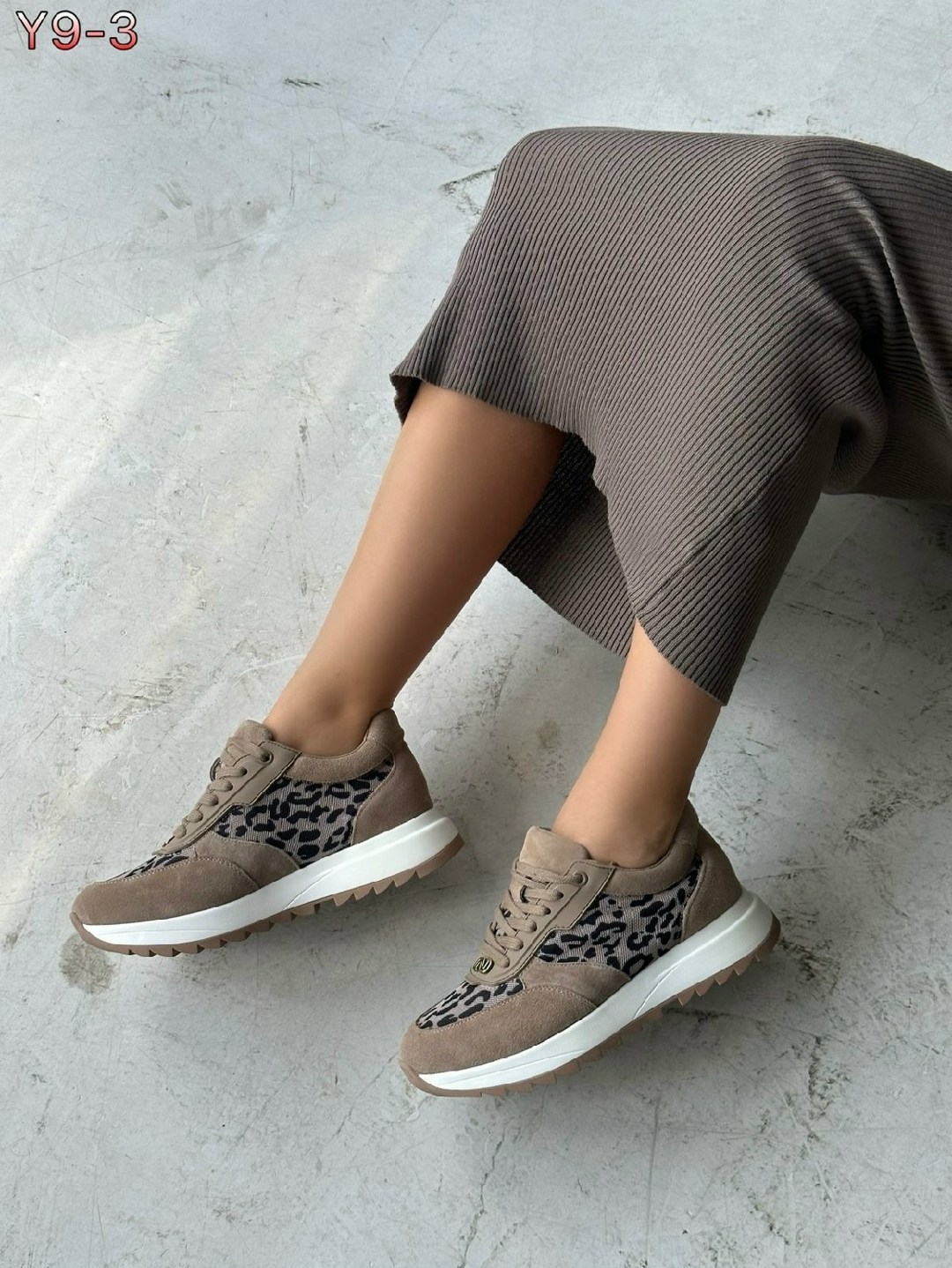 ,кроссовки женские,леопардовые кроссовки,женские кроссовки с леопардовым принтом,кроссовки бежевые