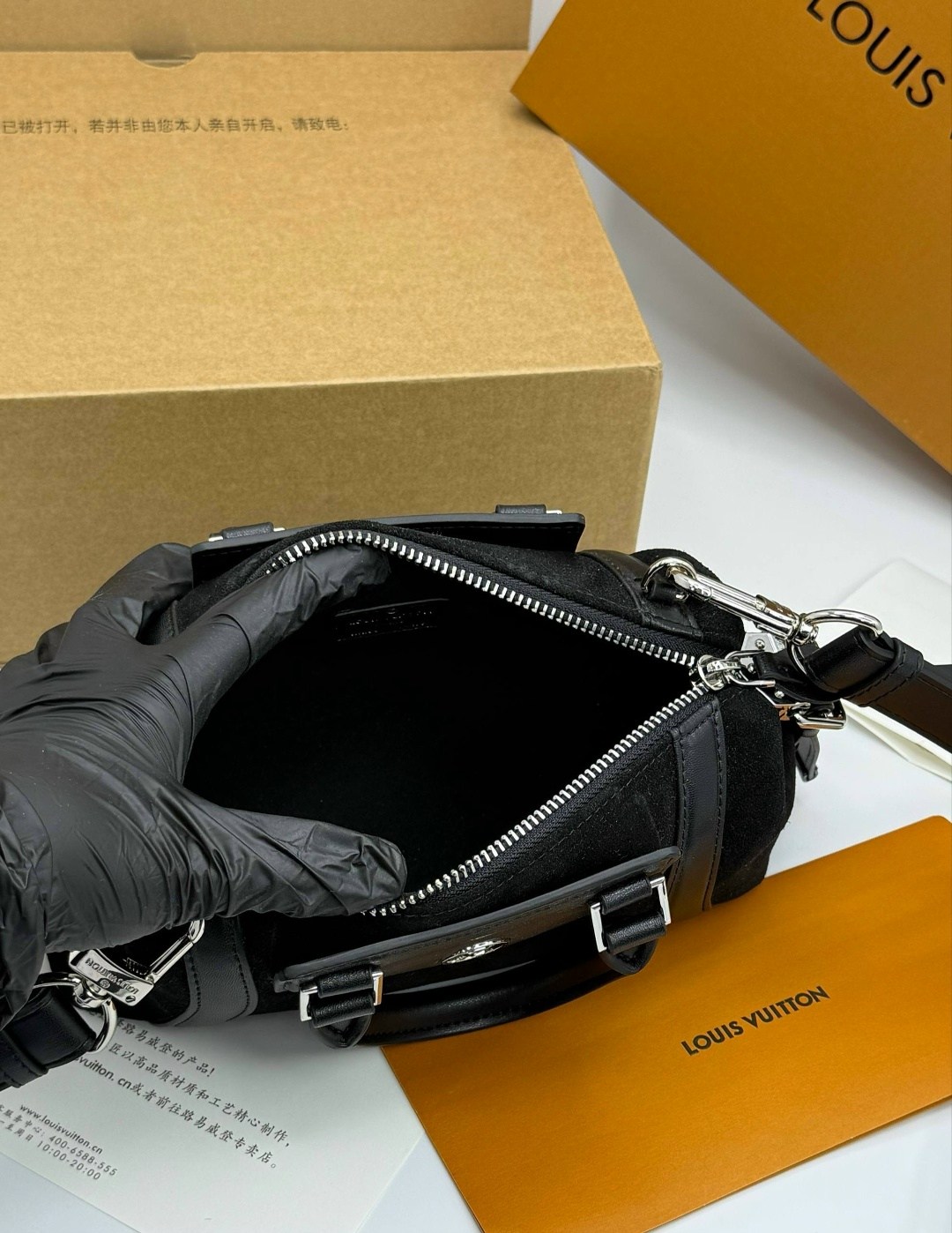 дорожная сумка louis vuitton,сумка louis vuitton,женская сумка louis vuitton,классическая сумка speedy louis vuitton с монограммой,louis vuitton модная сумка с замком