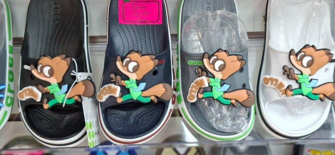 ,детские шлепанцы,сандалии детские,тапочки с рисунком,детские тапочки