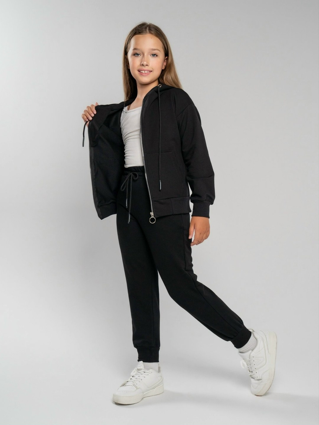 брюки для девочек,толстовка и брюки,костюм бежевый,спортивные костюмы для девочек,костюм с брюками