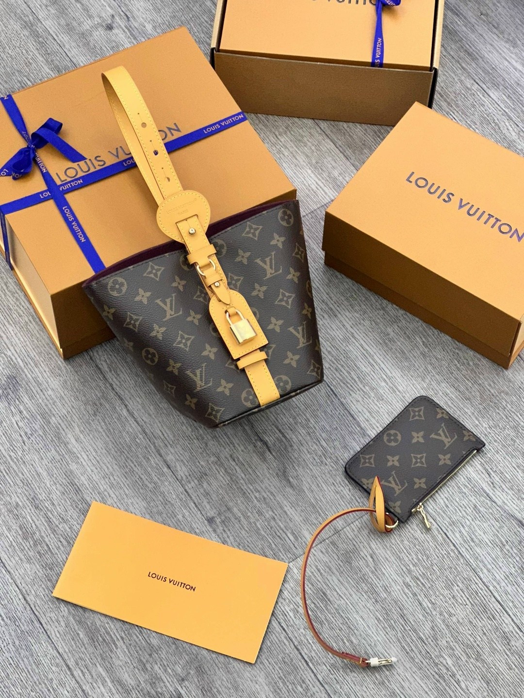 louis vuitton сумка,louis vuitton женская сумка,louis vuitton сумка на плечо,сумка луи виттон,модная сумка