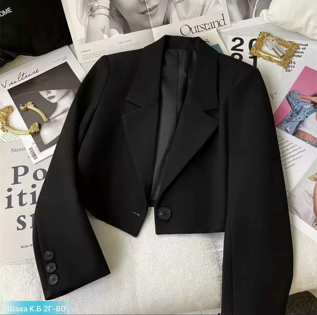 короткий черный пиджак для женщин,женский короткий пиджак,пиджак женский укороченный,пиджак женский укороченный alexander serov,маленький короткий черный пиджак для женщин