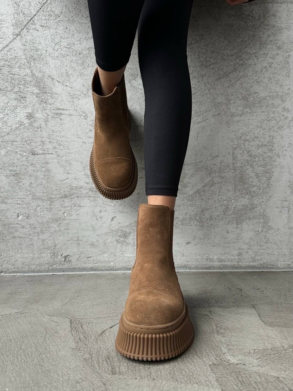 , женская,стильные ботинки,женские ботинки,замшевые сандали женские