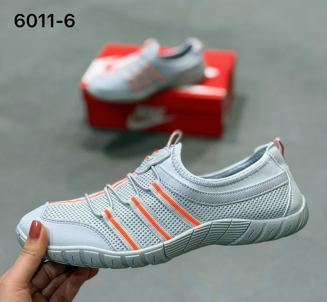 женские кроссовки,спортивная ,,женская спортивная ,женская спортивная  кроссовки