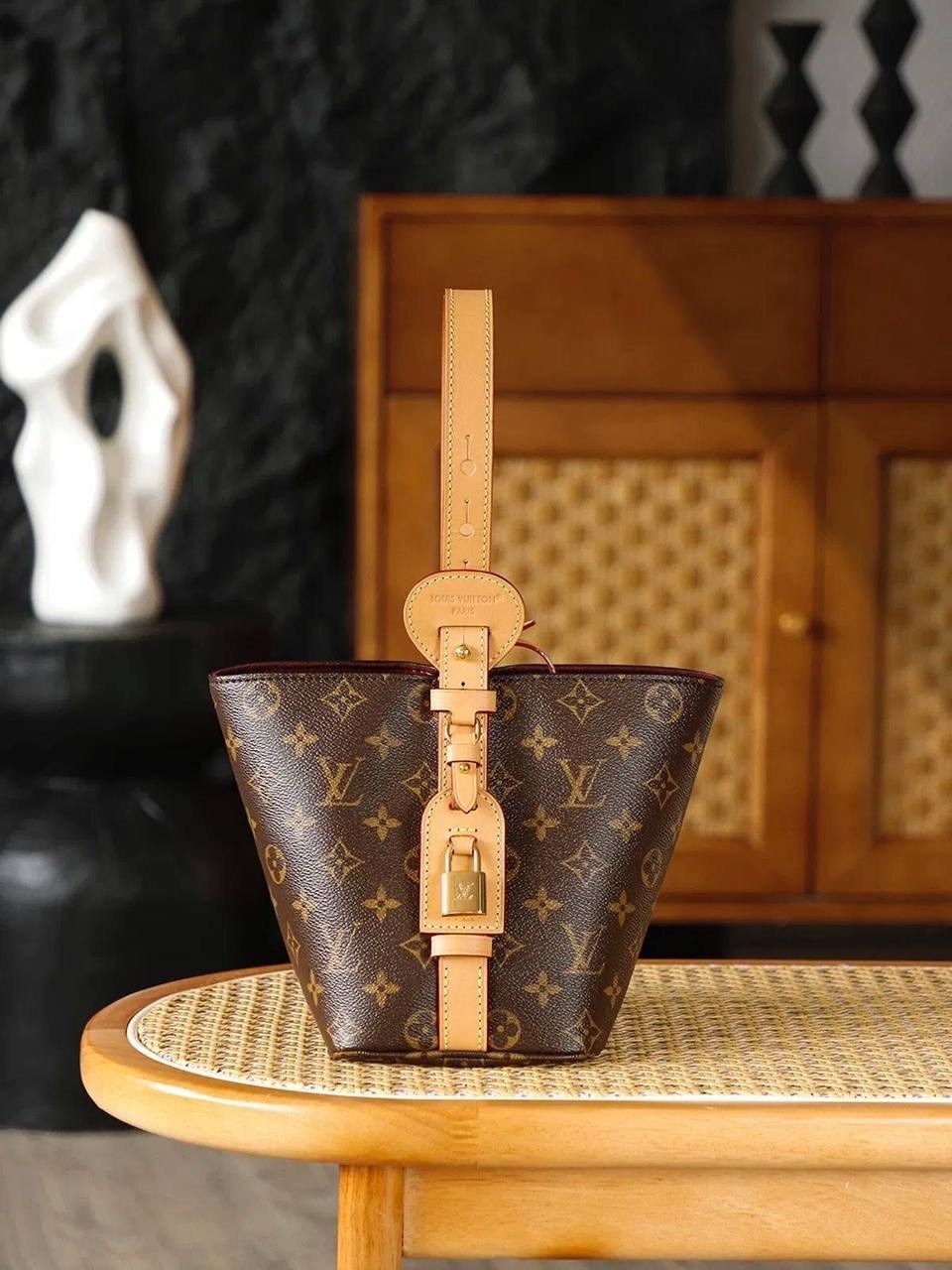louis vuitton monogram,louis vuitton сумка,louis vuitton bag,сумка тоут louis vuitton onthego mm,сумка женская louis vuitton