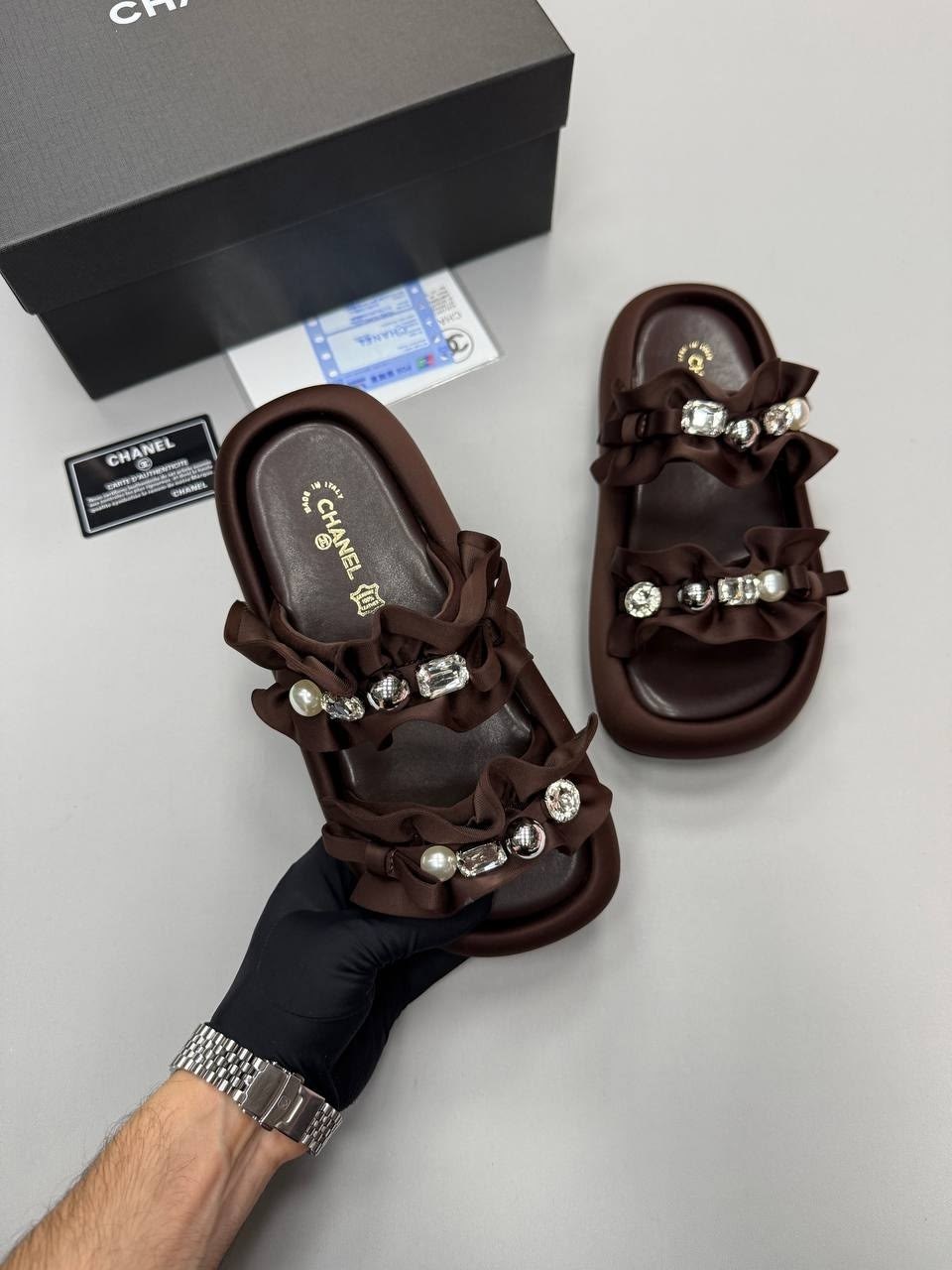 босоножки chanel,сандалии chanel,шлепанцы chanel,шлепки шанель,босоножки шанель