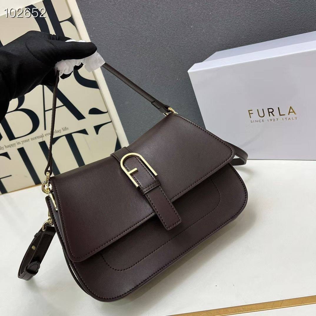 женская сумка furla,женская сумка на плечо furla из натуральной кожи,сумка furla,сумка фурла,сумка через плечо женская furla