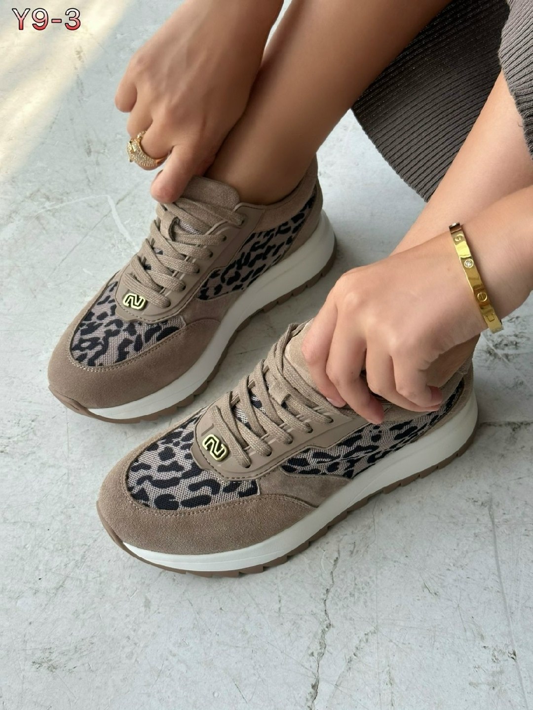 ,кроссовки женские,леопардовые кроссовки,женские кроссовки с леопардовым принтом,кроссовки бежевые