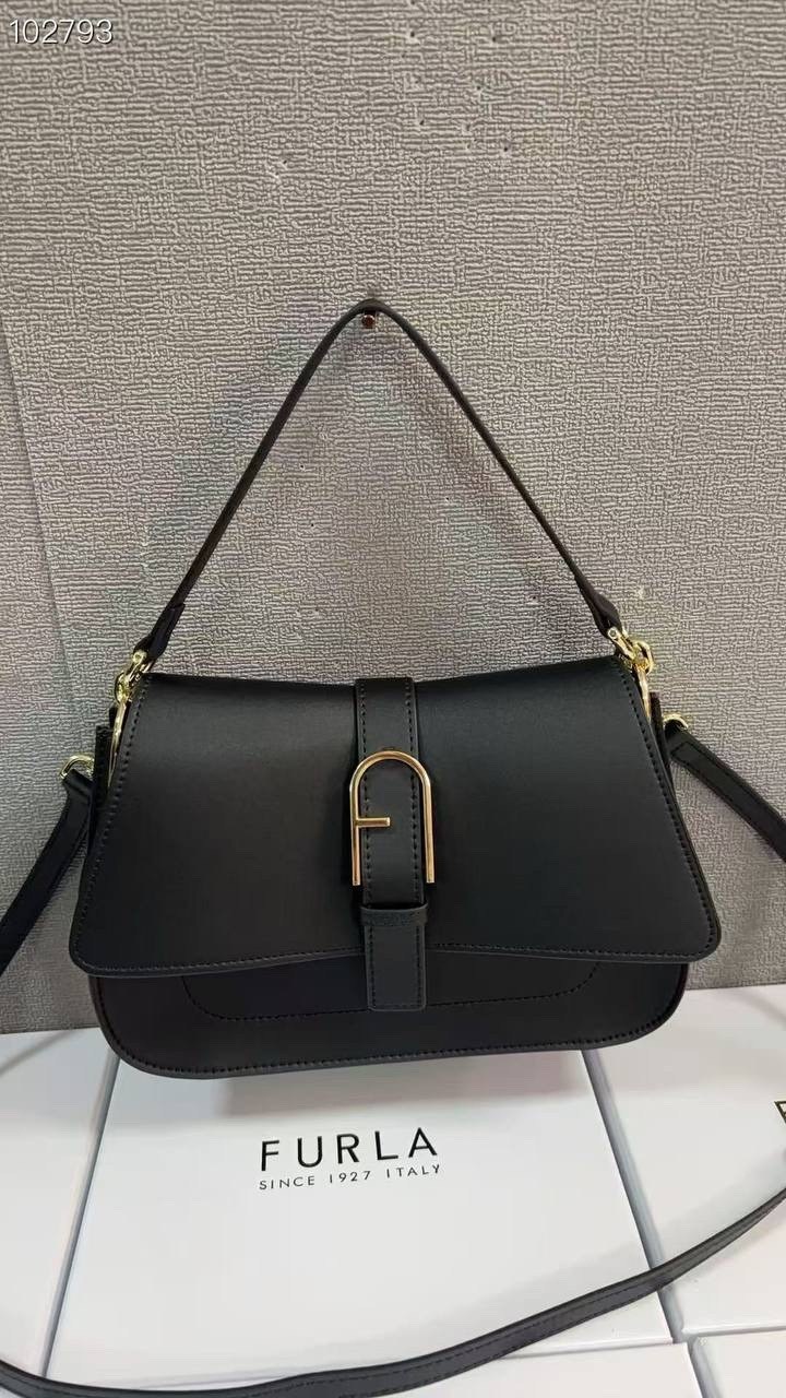 женская сумка furla,женская сумка на плечо furla из натуральной кожи,сумка furla,сумка фурла,сумка через плечо женская furla
