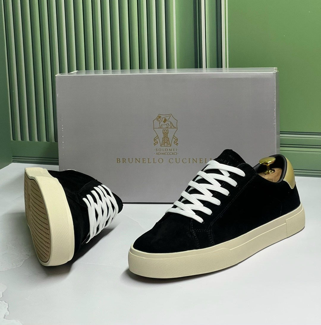 замшевые кеды,замшевые кроссовки,замшевые кеды saint laurent m377333,кеды замшевые мужские,замшевые кеды brunello cucinelli