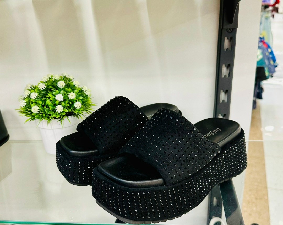 ,женские шлепанцы на платформе,женские шлепанцы,шлепки женские,женская