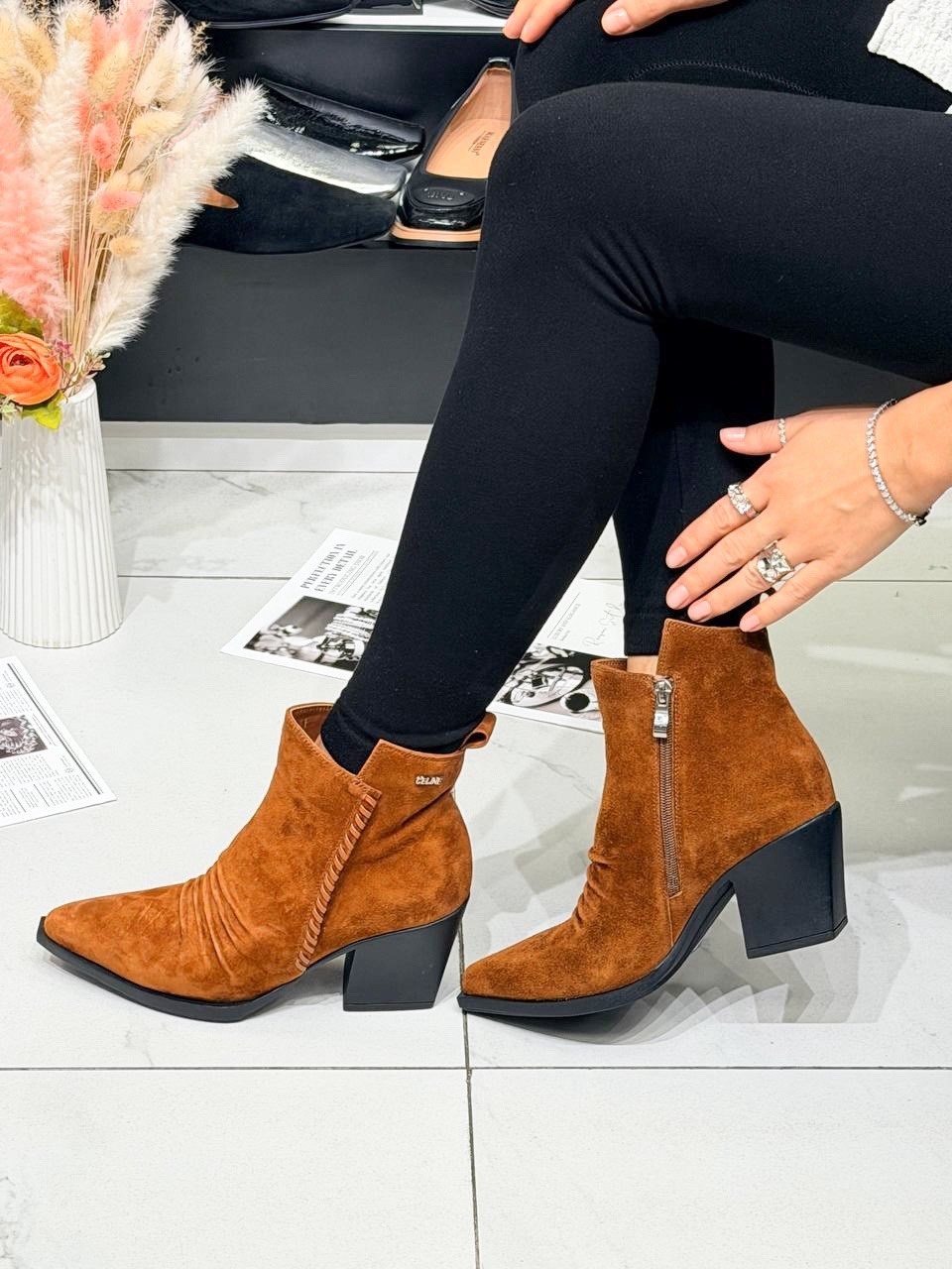 ,женские ботильоны,ботинки казаки tucino 3326 36 рыжие замша,замшевые ботильоны,ботильоны
