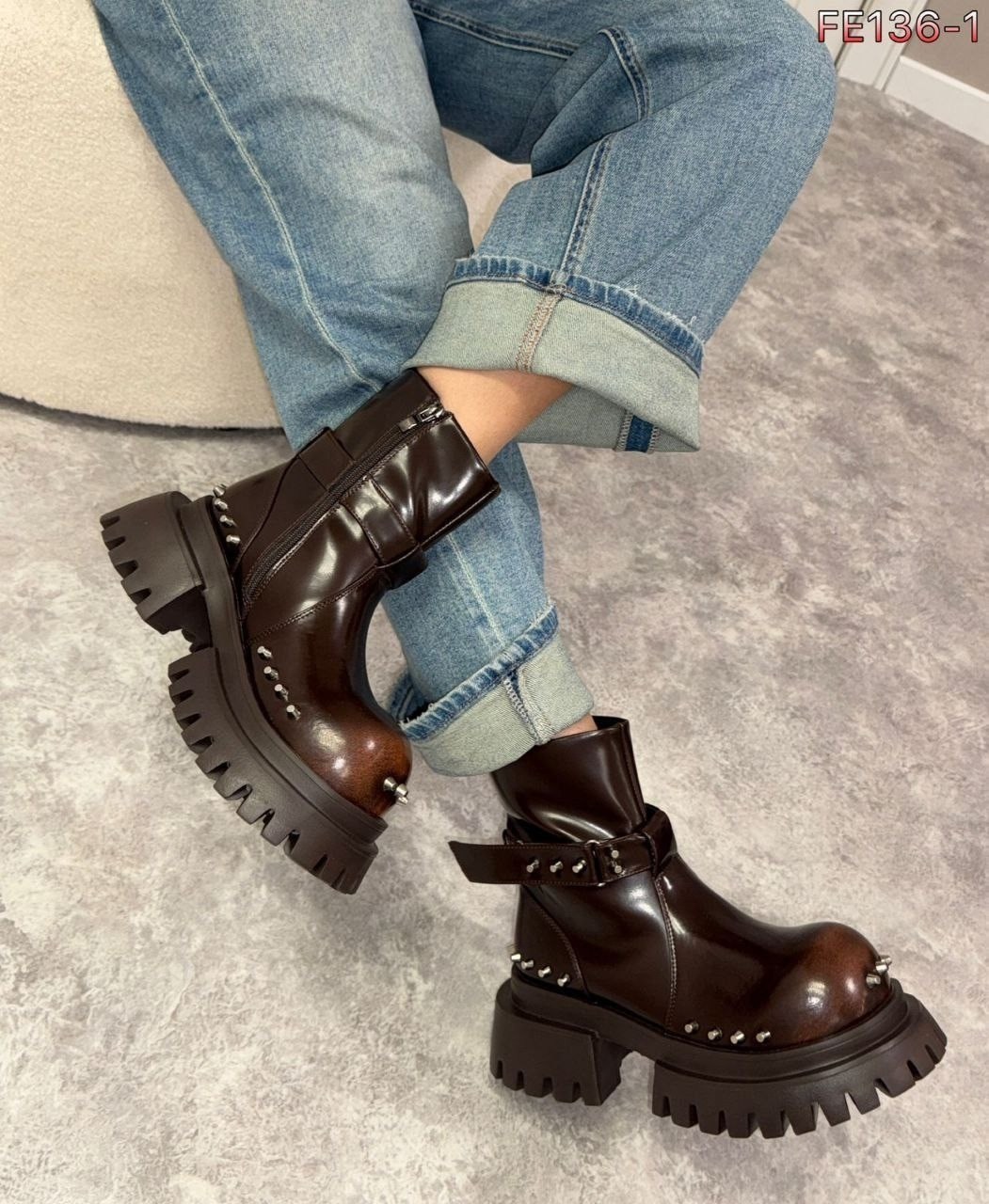 ботинки balenciaga,balenciaga женские кожаные ботинки balenciaga чёрного цвета,,ботинки женские balenciaga модель 249094,ботинки balenciaga женские